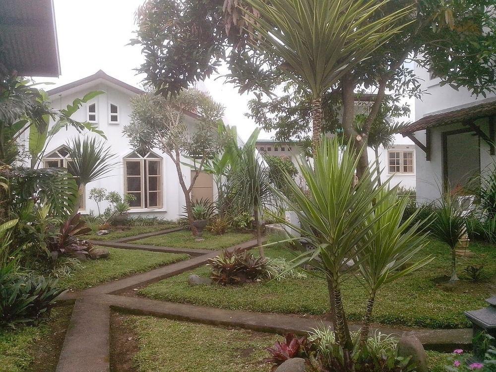 Family Hotel Gradia 1 Batu  Exterior photo
